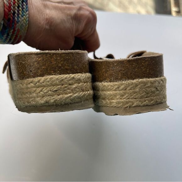 Yokono Two Band Wedge Birk like Sandals in Suede Size 9 - Picture 8 of 9